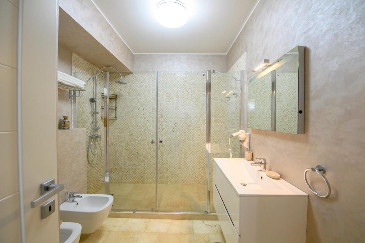 Marble Luxury Apartments Mamaia Luaran gambar