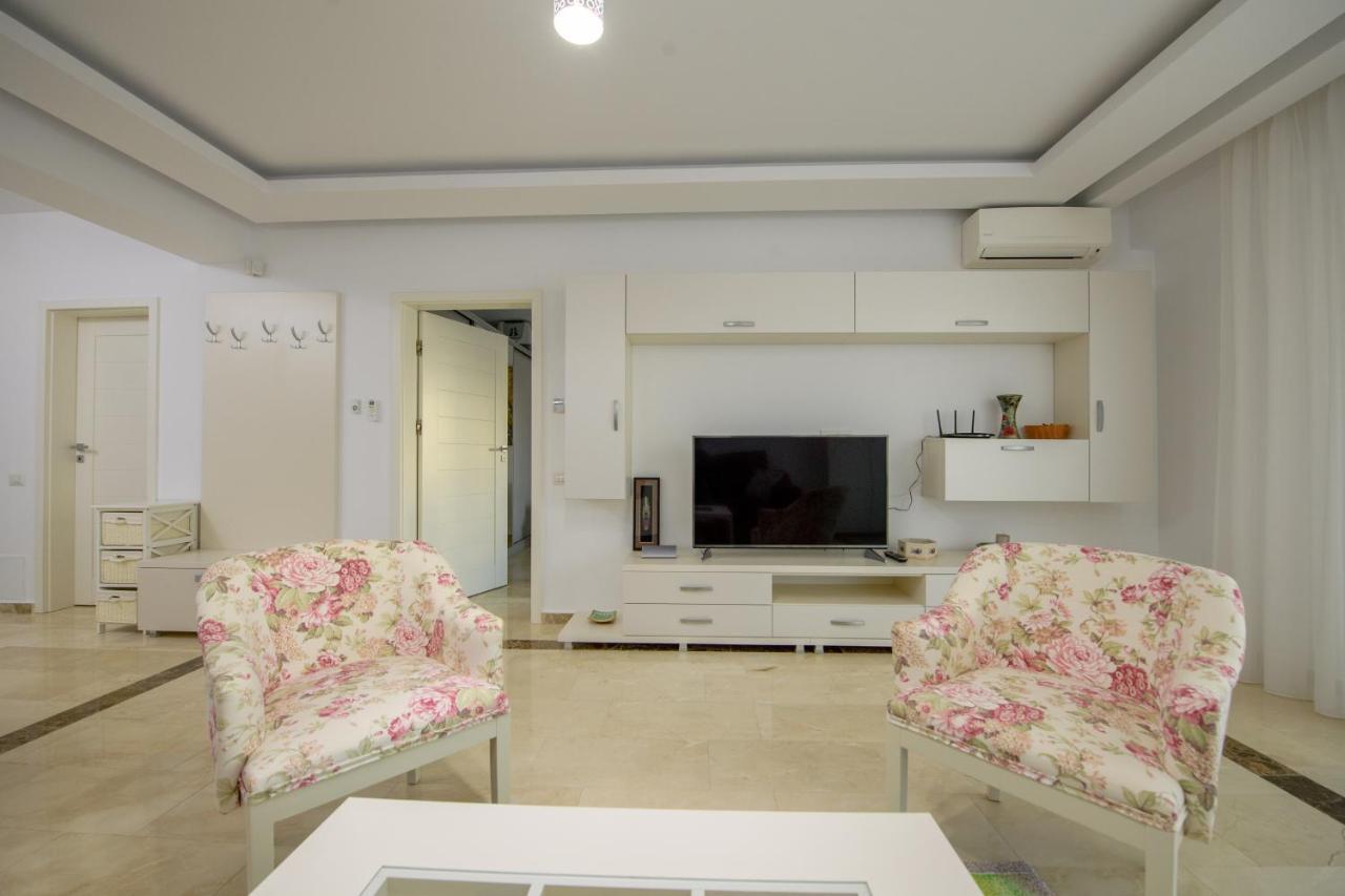 Marble Luxury Apartments Mamaia Luaran gambar